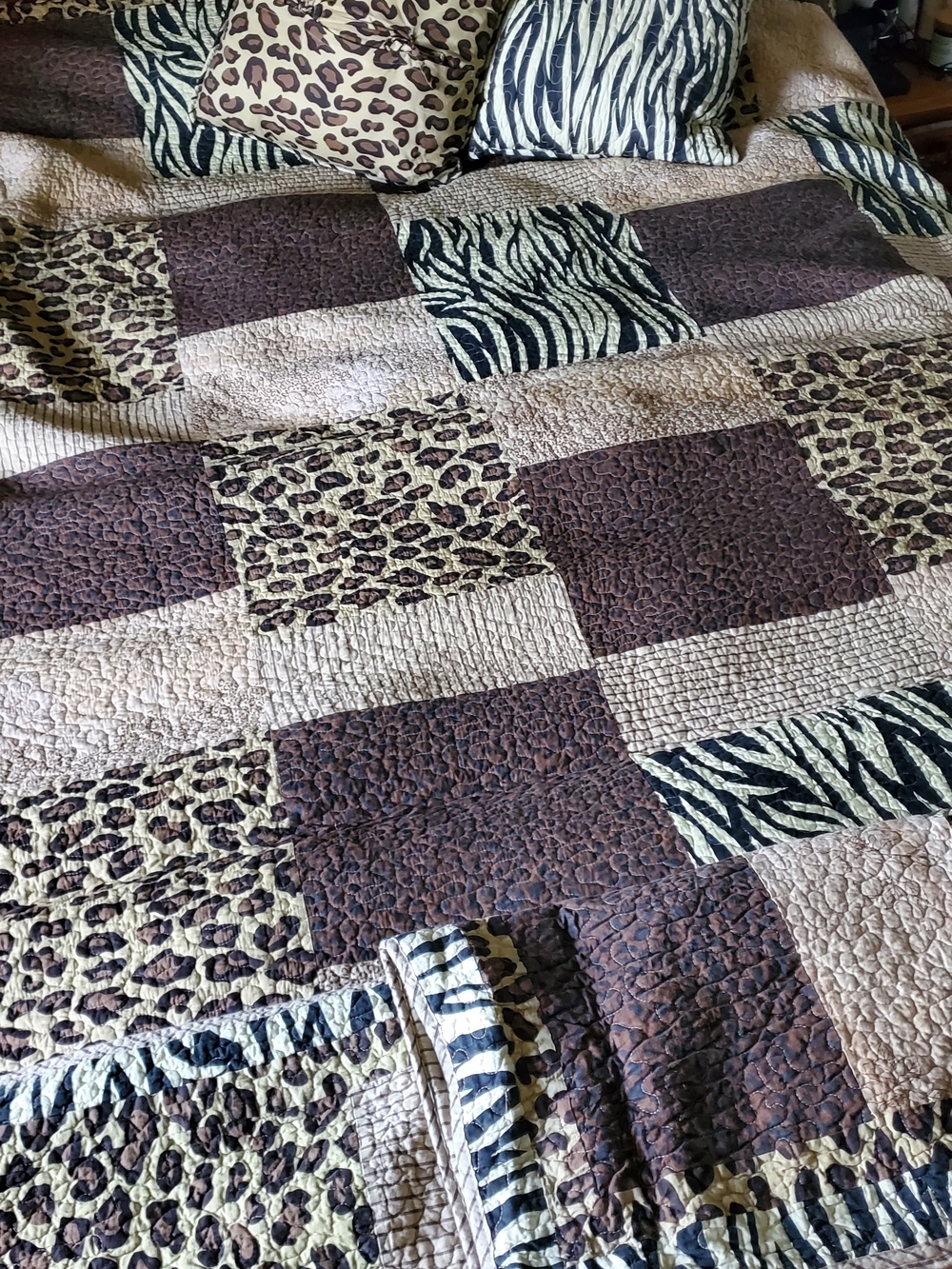 Animal Print Patchwork Quilt Bedspread - Brown and Cream And Three Pillows